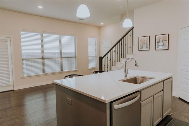 Foto del edificio - 989 Sprangletop St