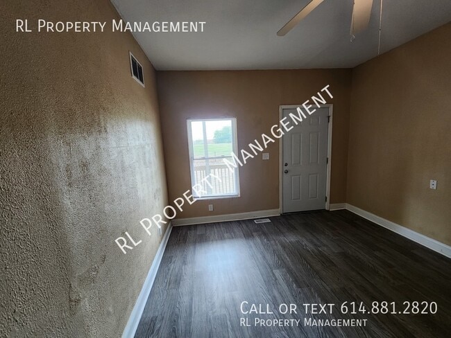 Building Photo - WAIVED APPLICATION FEE AND $100 GIFT CARD ...