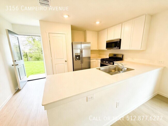 Building Photo - 3156 Campeiro Ave