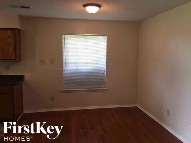 Building Photo - 5802 Ashridge Pl