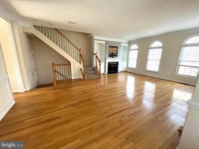 Building Photo - 1601 Leeds Castle Dr