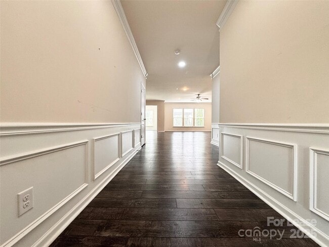 Building Photo - 10428 Honeyfur Ct