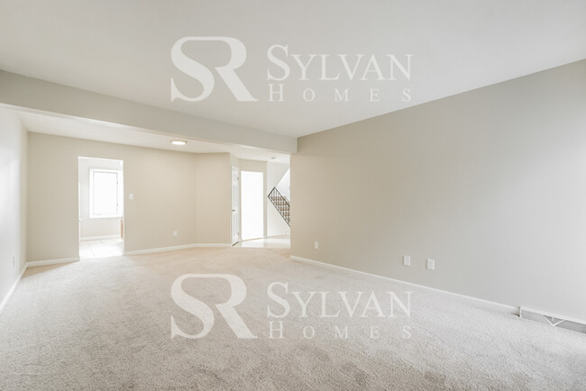 Building Photo - This is the home you've been waiting for