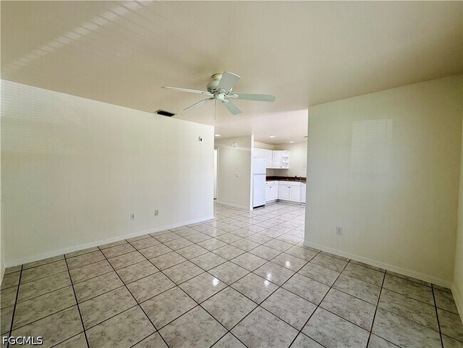 Foto del edificio - 4737 28th St SW