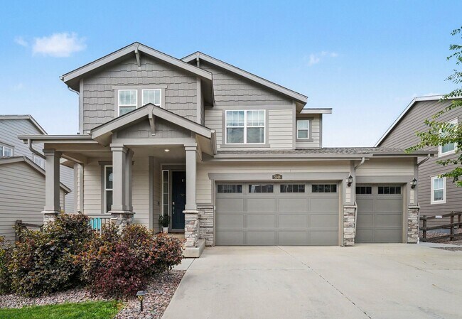 Foto del edificio - Beautiful spacious four bedroom house!