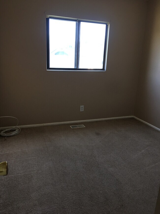 Building Photo - 1455 W Layton 4-plex