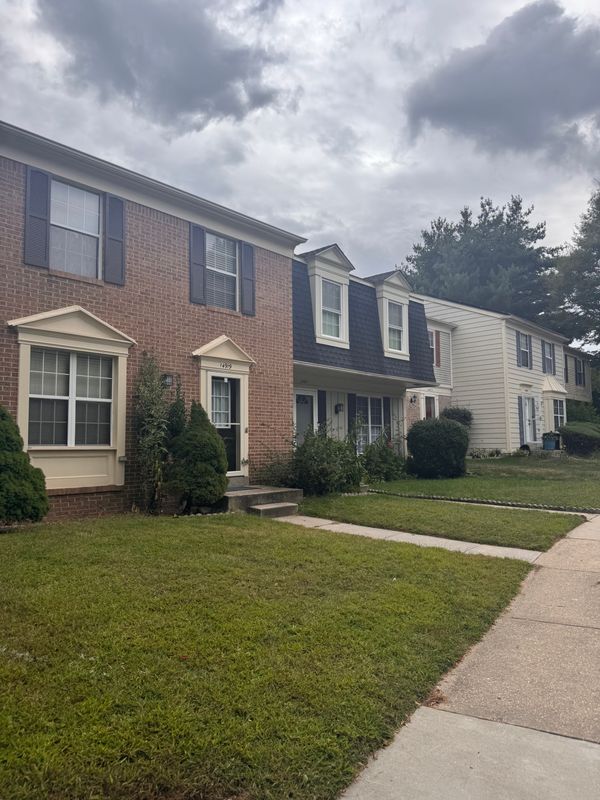 Foto del edificio - 14919 Dinsdale Dr