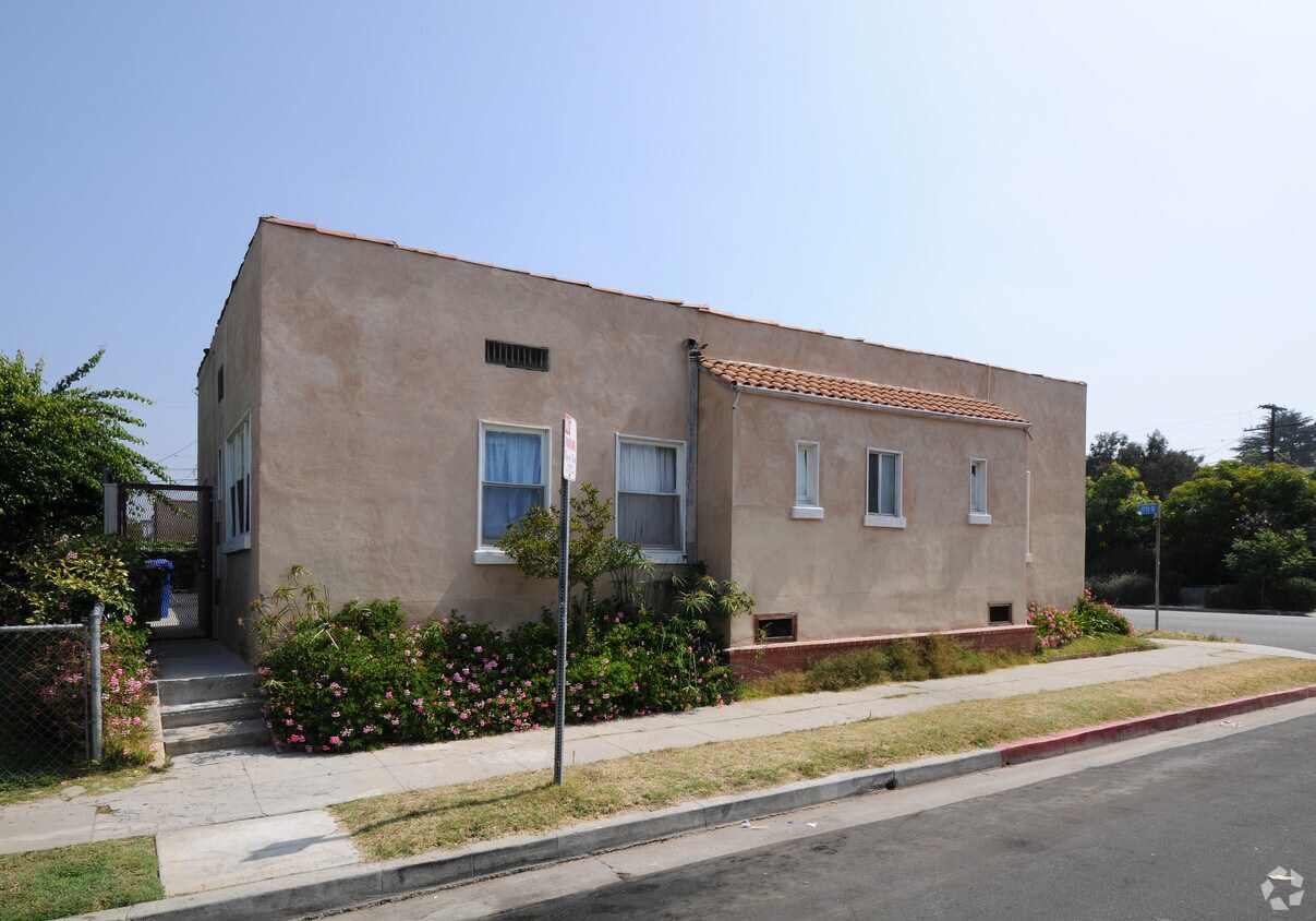 Building Photo - Alma del Pueblo