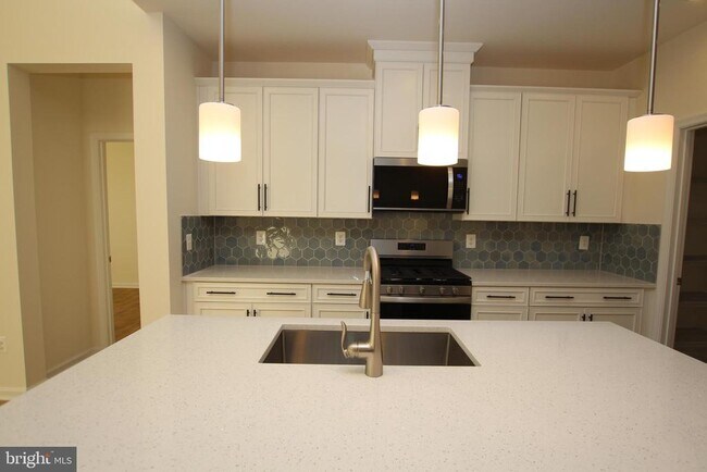 Foto del edificio - 390 Scranton Ln