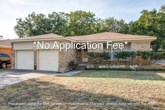 Building Photo - 8804 Jennie Lee Ln