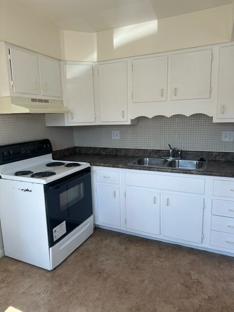 Foto principal - 7594 Hazelcrest Dr