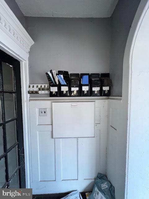 Foto del edificio - 129 W Miner St