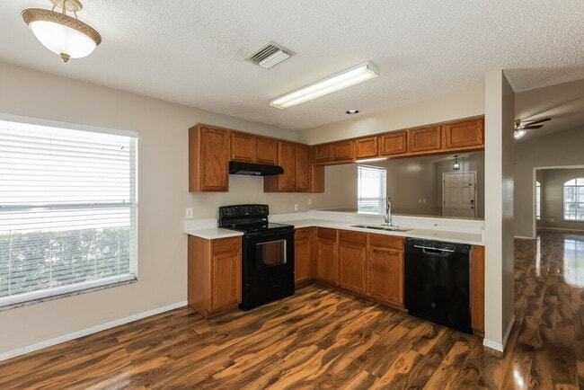 Building Photo - 8703 Morrison Oaks Ct