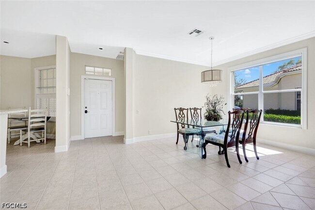 Foto del edificio - 8777 E Bay Cir