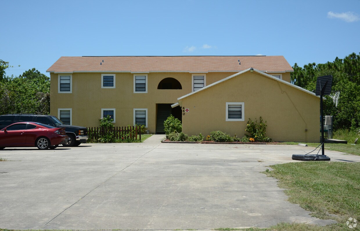 Primary Photo - 440 Mercury Ave SE