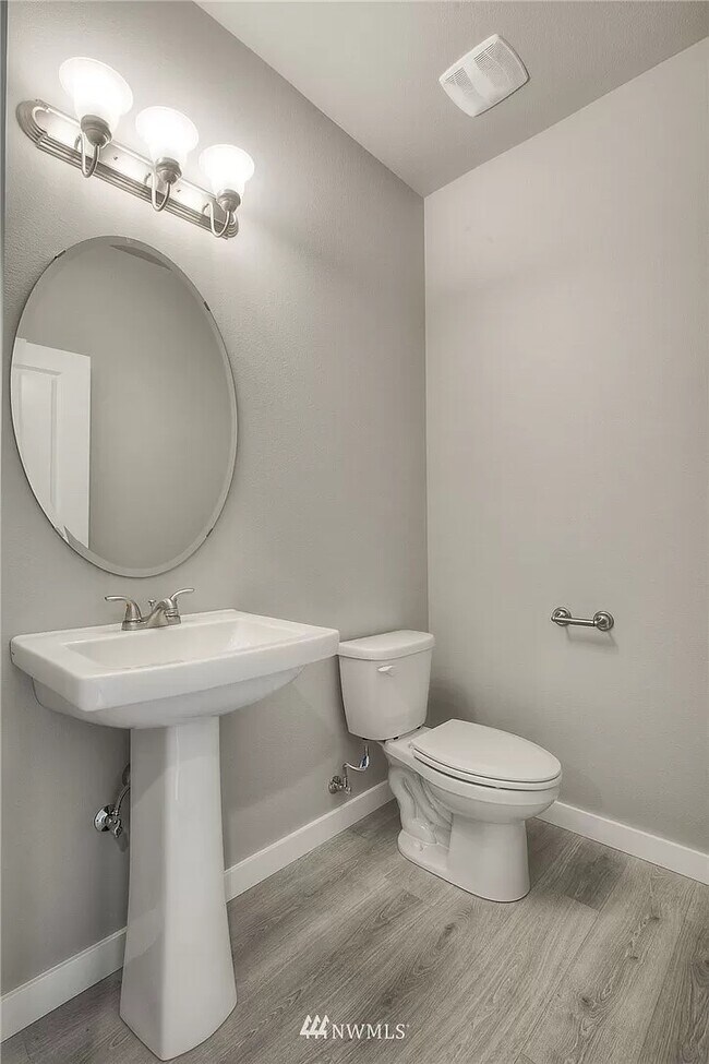 Foto del edificio - 3807 29th Avenue Ct E