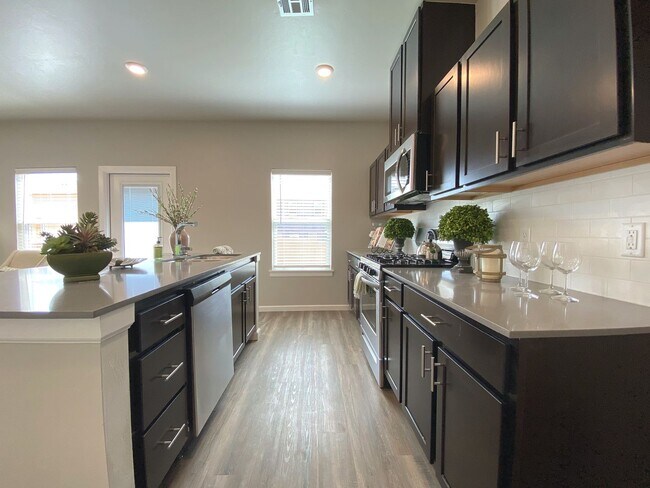 Foto del edificio - NW OKC Townhome for RENT!!