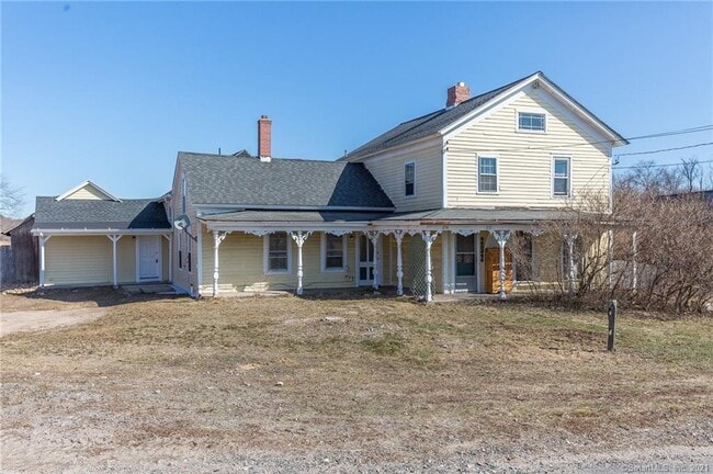 Building Photo - 254 Farms Village Rd