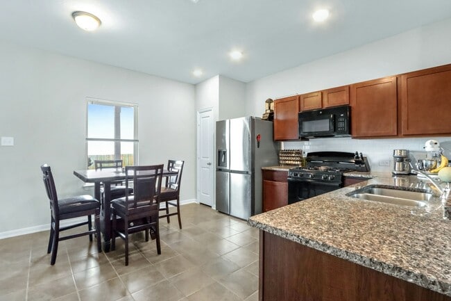 Building Photo - 8903 Grey Elm