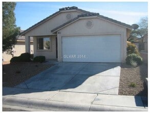 Building Photo - 9013 Crooked Shell Ave