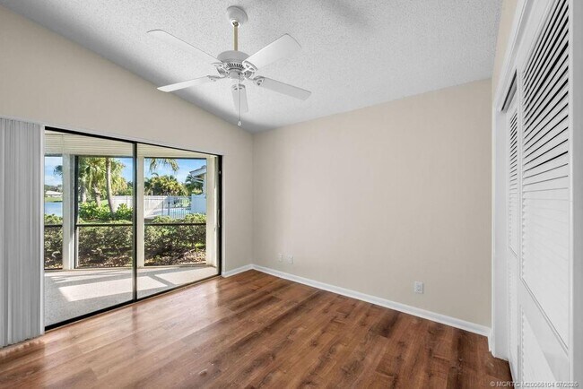 Foto del edificio - 2386 SW Creekside Dr