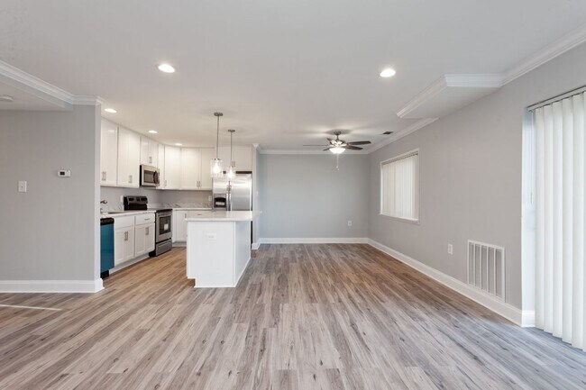 Building Photo - 357 Gatewater Ct