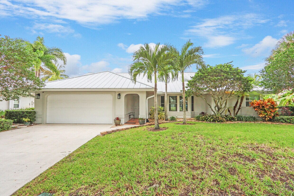 Foto principal - 18791 Misty Lake Dr