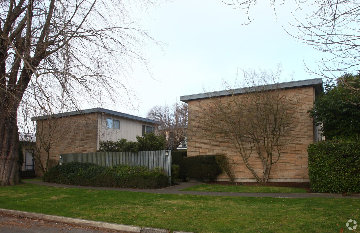 Foto del edificio - 3111 N 26th St