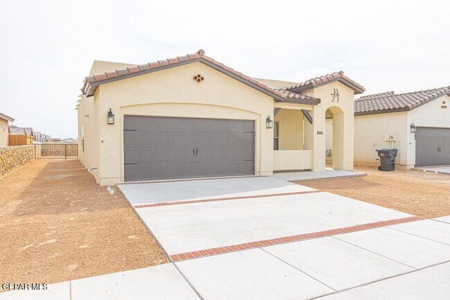 Foto del edificio - 803 Danby Ct