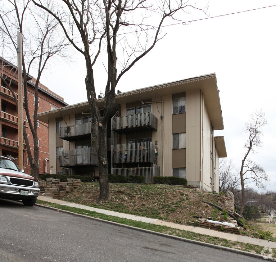Building Photo - 4135 Locust St