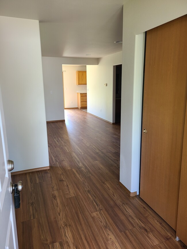 Fotografía del edificio - 246 163rd St S