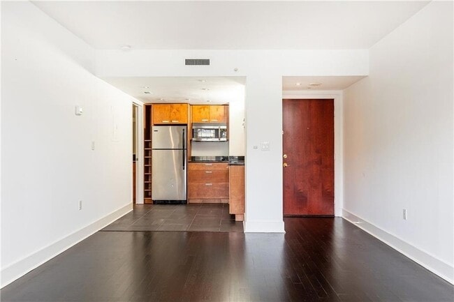 Photo - 199 14th St NE Apartment