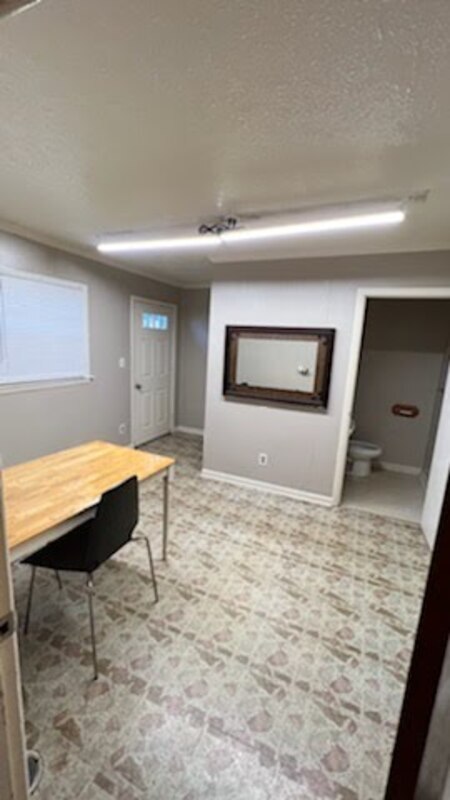 Foto del edificio - 1317 Oak St