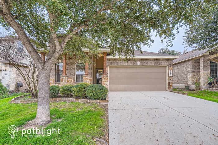 Foto principal - 7040 Conroe Mill