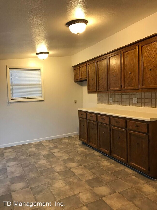 Foto del edificio - 3 br, 2 bath House - 1312 E Bennett