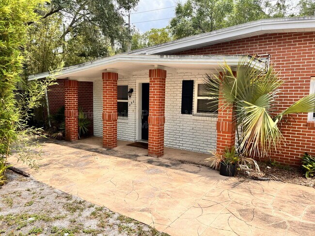 Foto del edificio - 253 Ashwood Dr