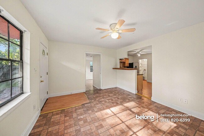 Foto del edificio - 6719 N 11th St