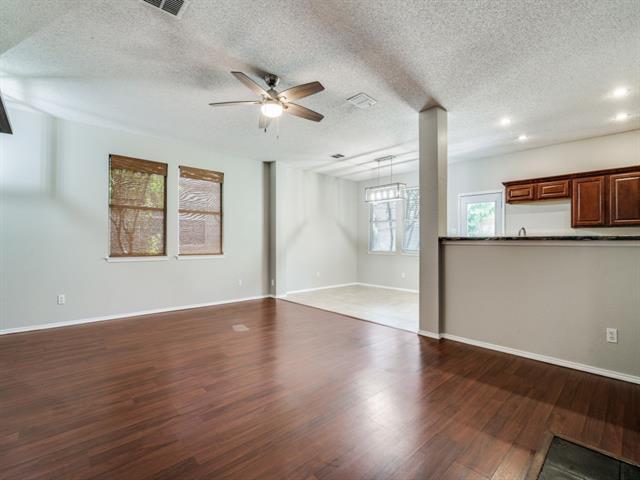 Foto del edificio - 10618 Lansdowne Ln