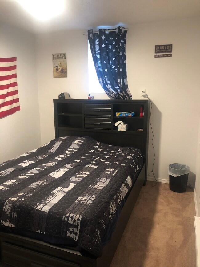 Foto del edificio - 1529 Poplar Ave