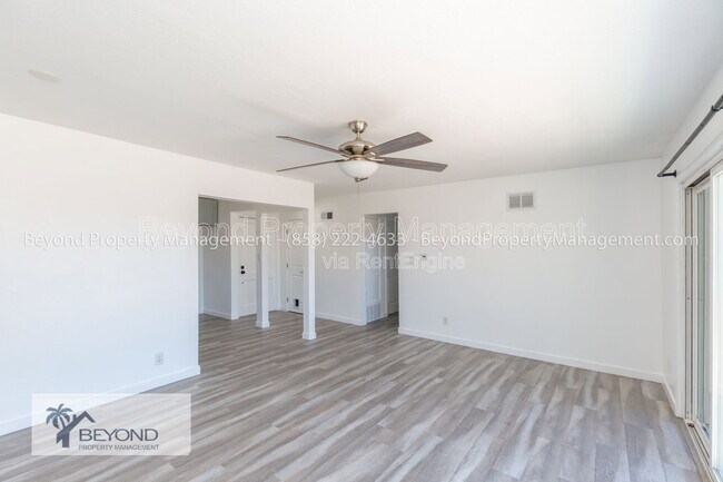 Foto del edificio - 5207 Irwin Ave