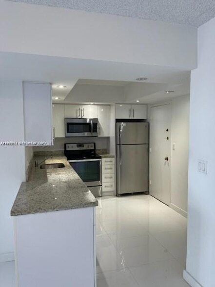 Foto del edificio - 3800 S Ocean Dr