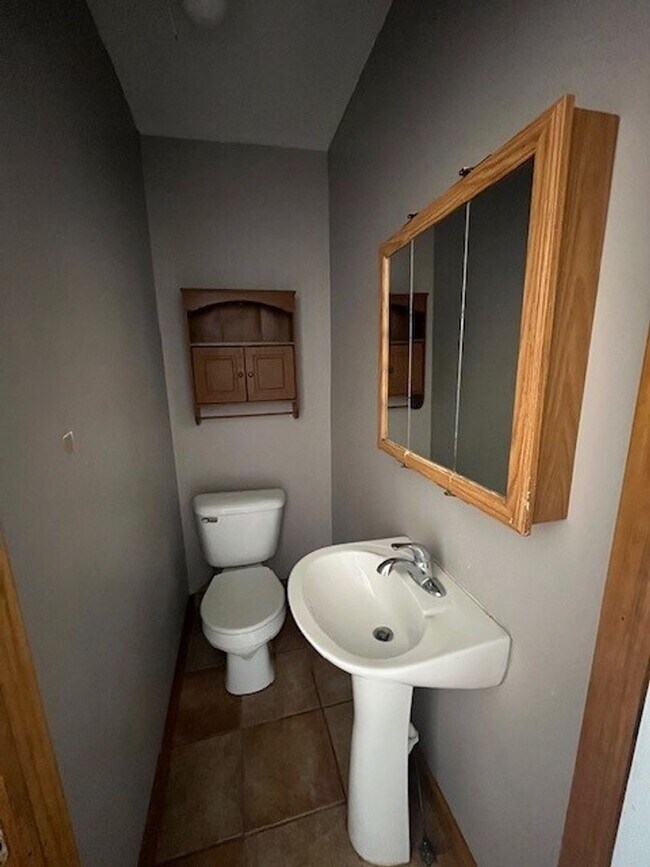 Foto del edificio - 3 bedroom 1.5 bathroom