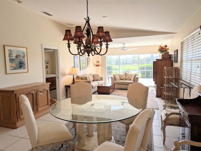 Building Photo - 7715 Pesaro Dr