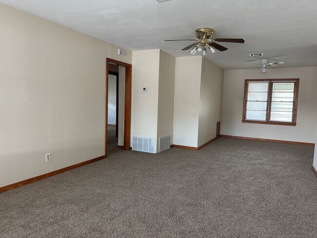 Foto del edificio - 1414 NW Bessie Ave