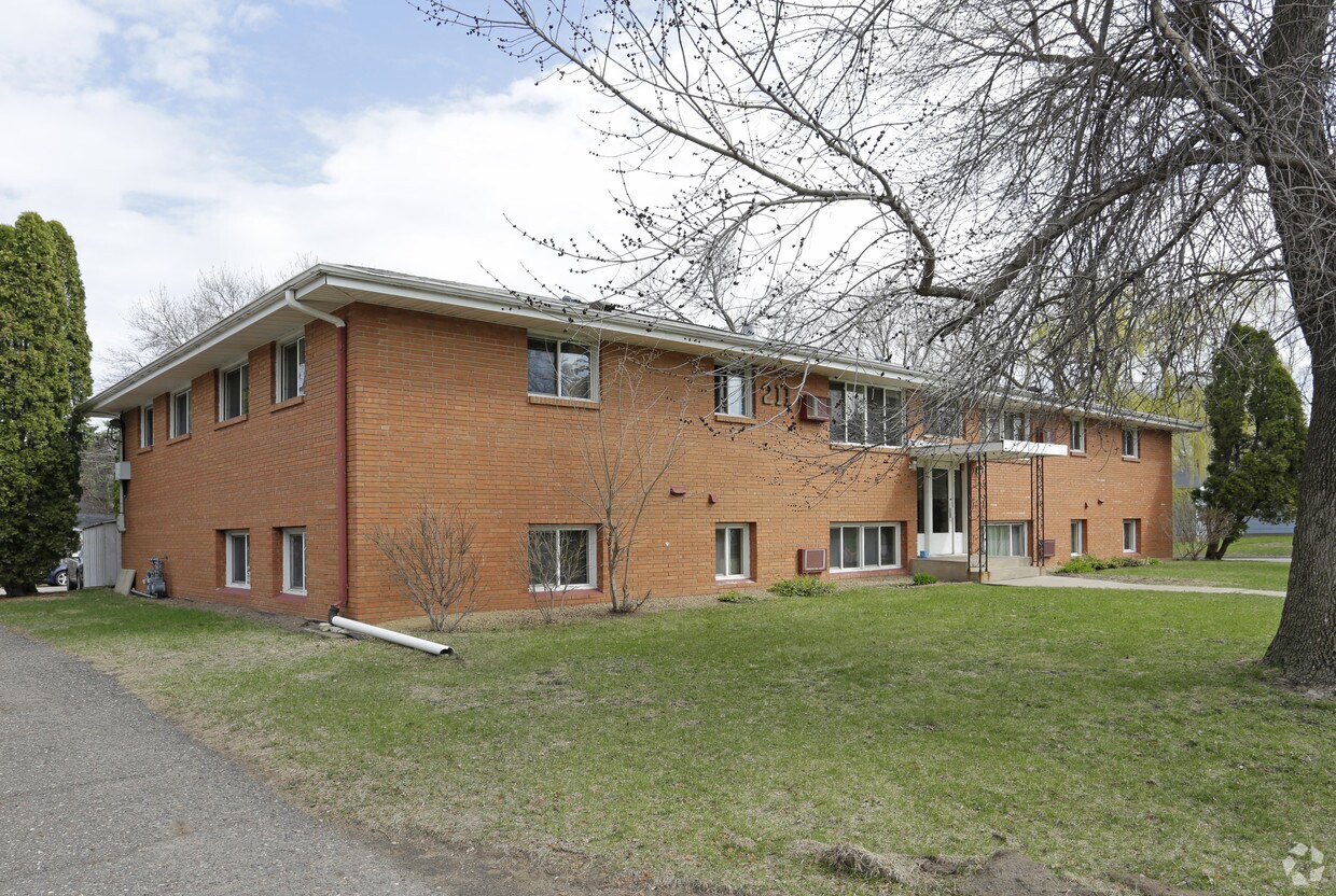 Foto principal - 211 79th Way NE