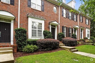 Building Photo - 104 W Savannah Rdg Rd