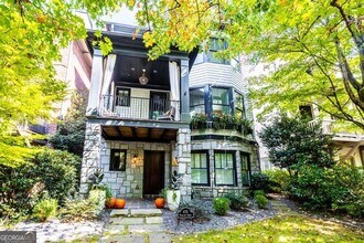 Building Photo - 470 Hamilton St SE