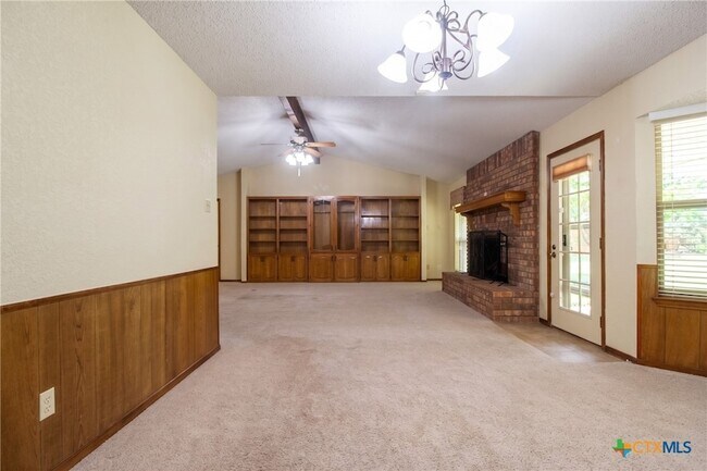 Building Photo - 3007 Homer Cir