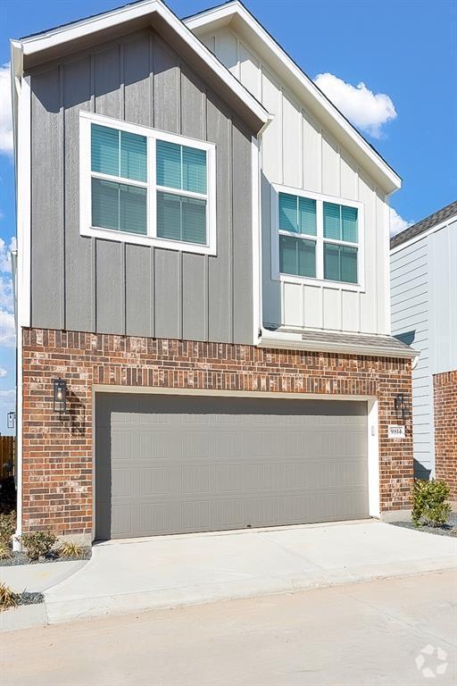 Building Photo - 9814 Magnolia Village Ln