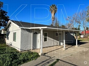 Building Photo - 1628 N Golden Gate Ave